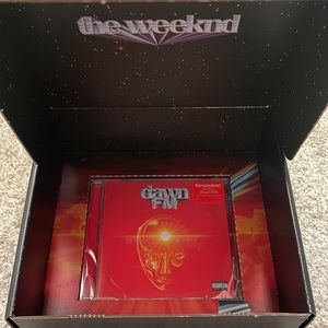The Weekend - DAWN FM ACCEPT YOUR FATE TEE BOX SET